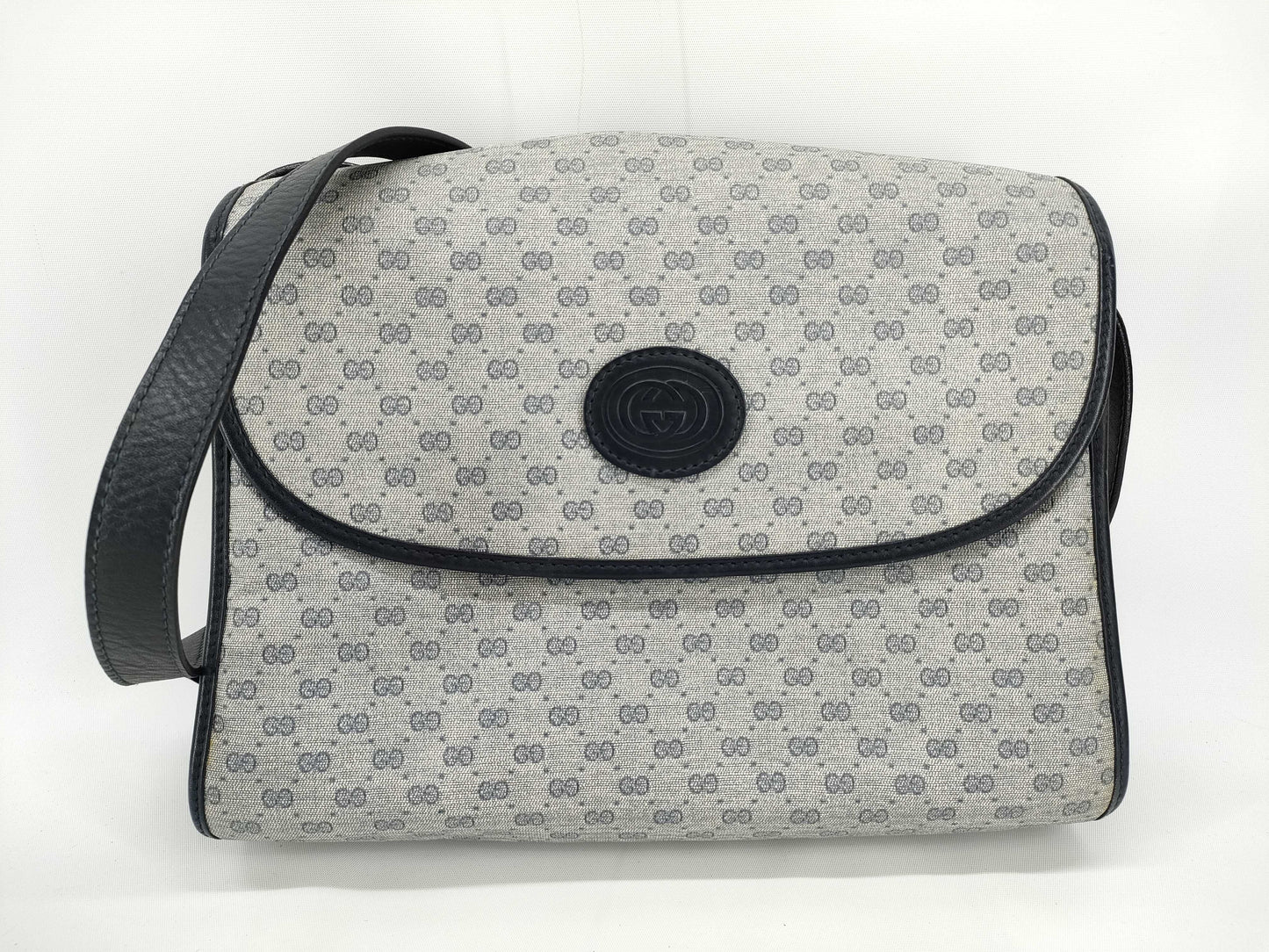 GUCCI GG Micro Interlocking Shoulder Bag