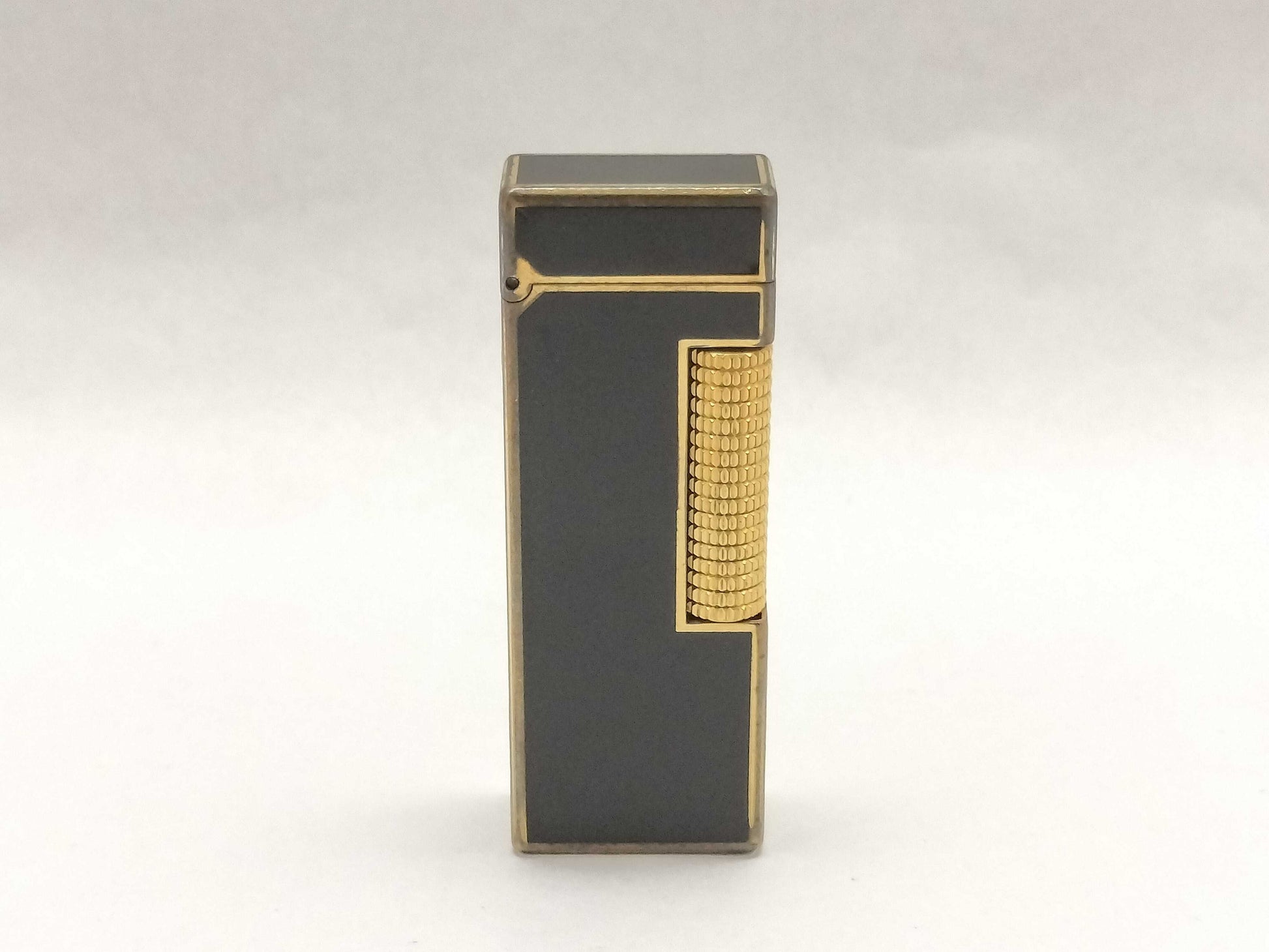 Dunhill Roller Gas Lighter, Ignition Confirmed, Includes Flint
