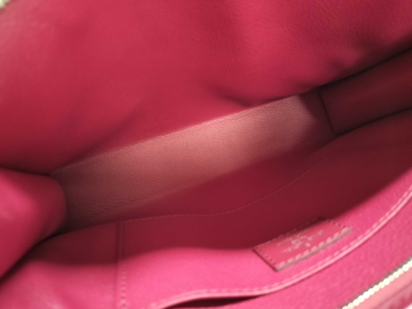 LOUIS VUITTON Epi Poche Toilette 26 Second Bag