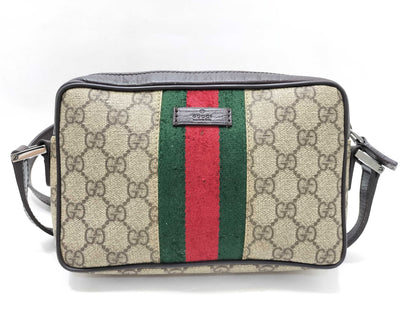 GUCCI GG Supreme Shoulder Bag