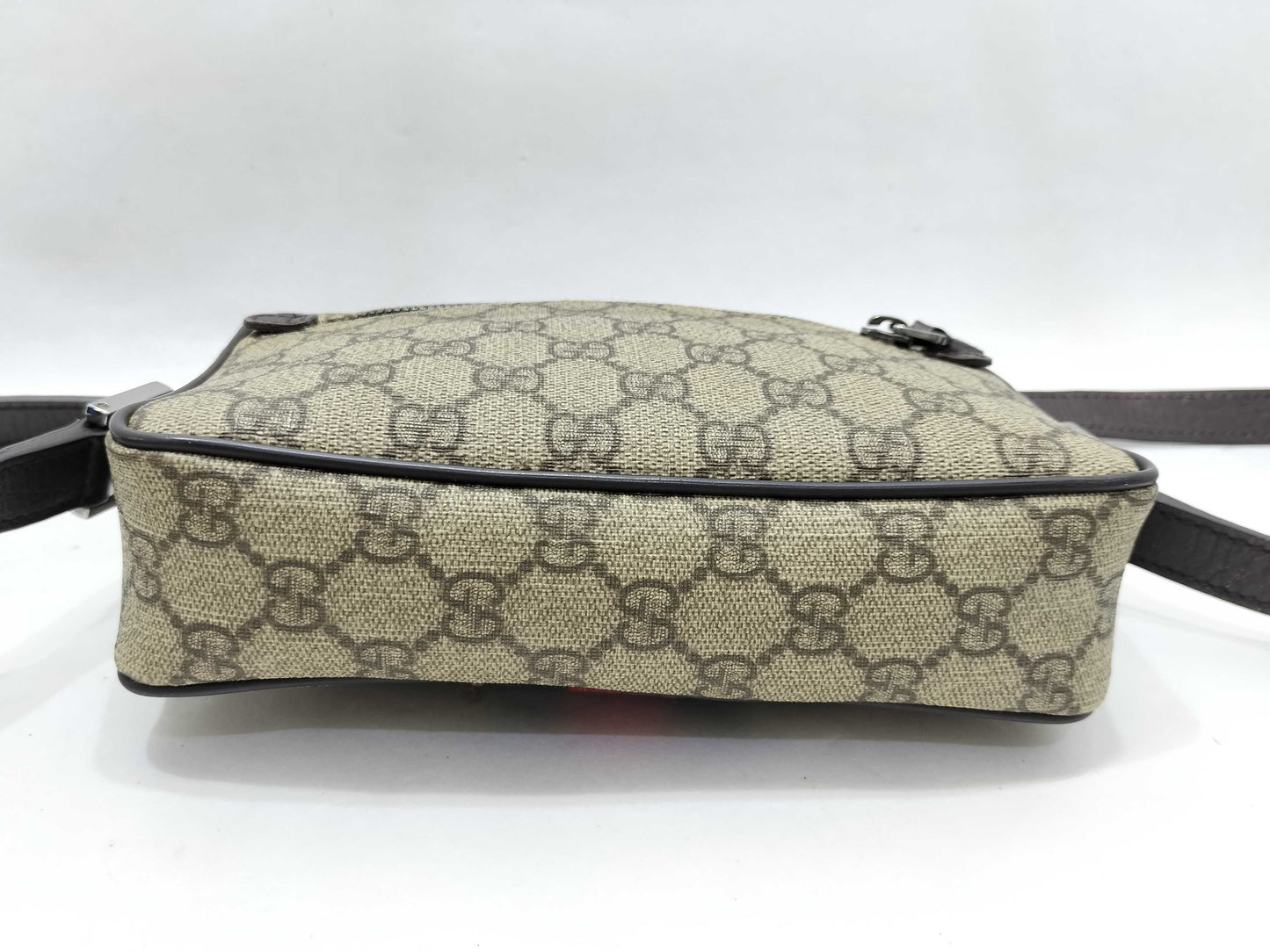 GUCCI GG Supreme Shoulder Bag