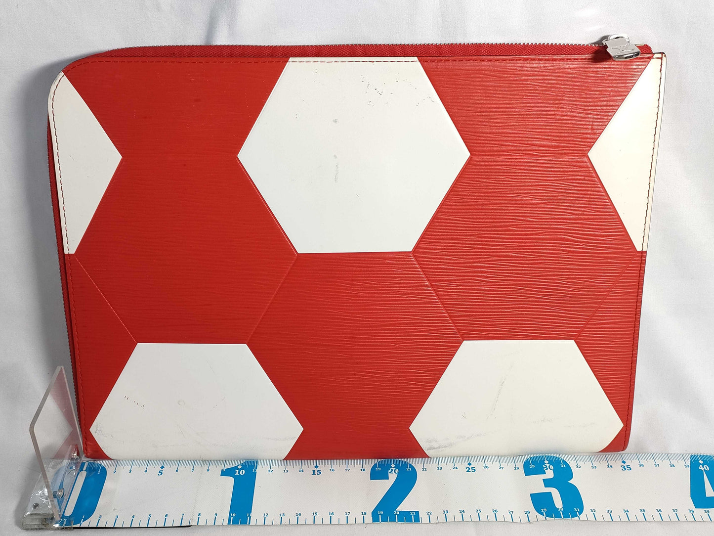 LOUIS VUITTON Epi Clutch Bag