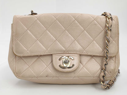 CHANEL Matelasse Shoulder Bag