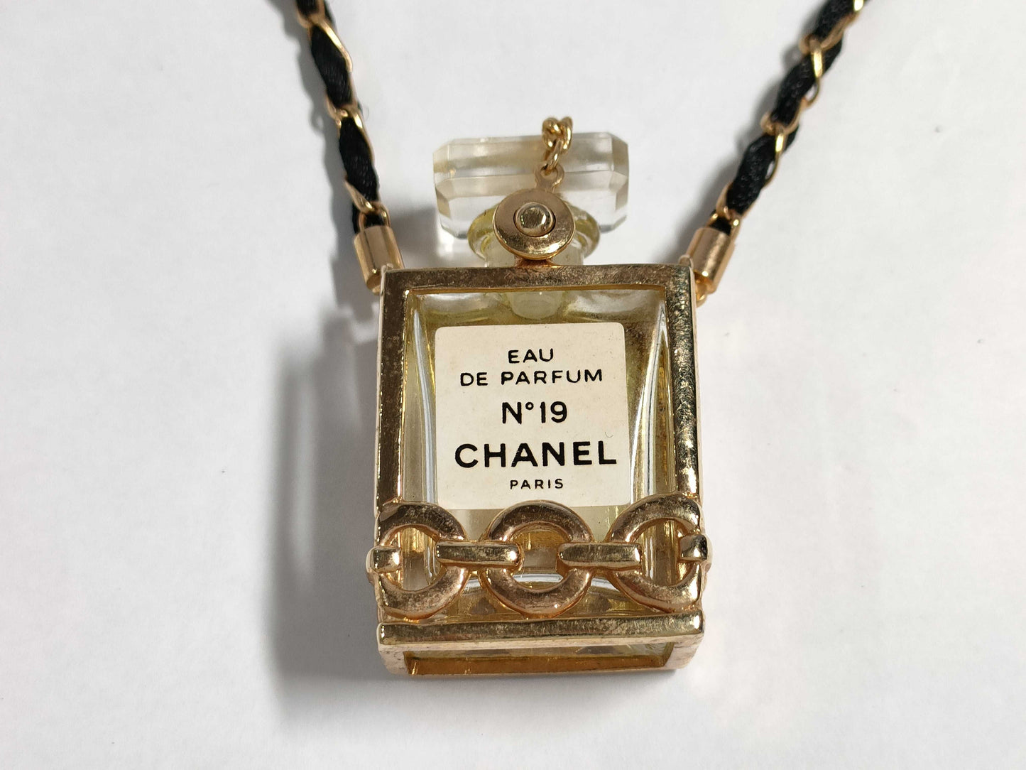 CHANEL Chanel perfume necklace