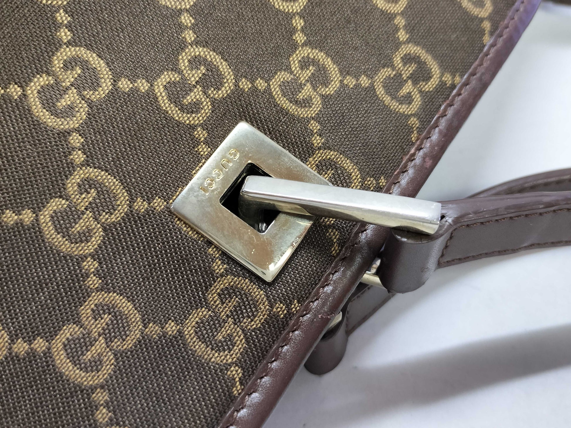 GUCCI GG Canvas Shoulder Bag Tote Bag