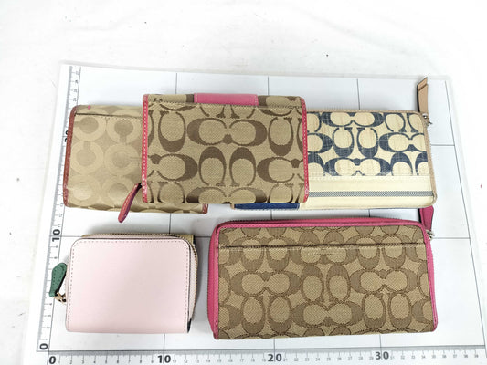 COACH Signature COACH Signature Wallet 5-Piece Wallet