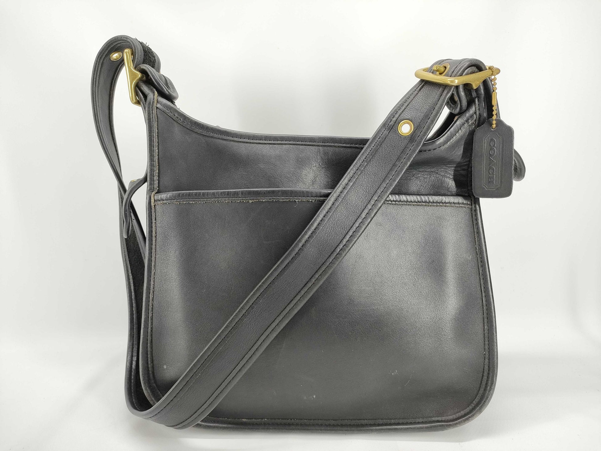 COACH Old Shoulder Bag Black Shoulder Bag