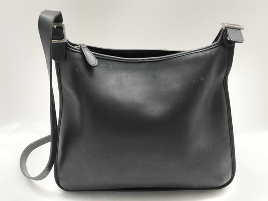 COACH Old Shoulder Bag Black Shoulder Bag