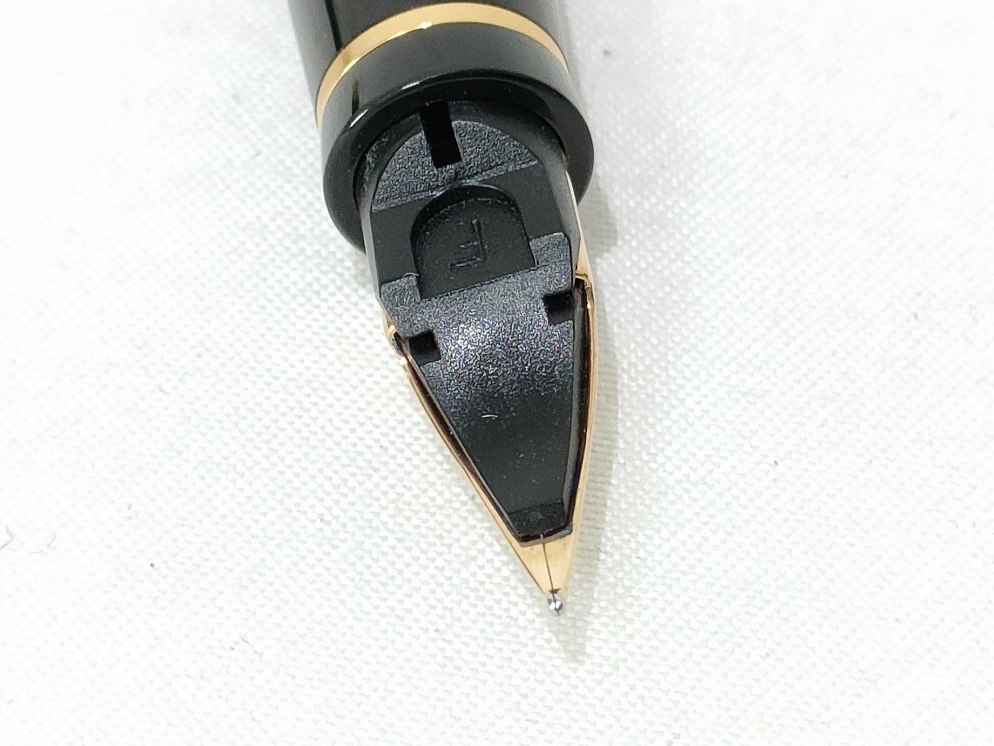 PARKER PARKER Fountain Pen 14K Black x Gold Pen