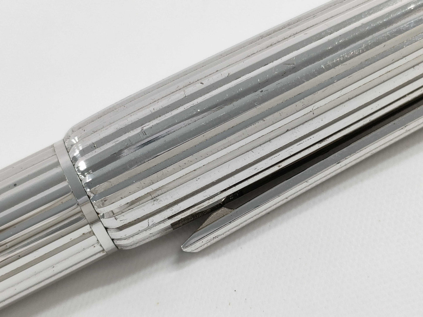 Cartier Trinity Pasha de Cartier Fountain Pen, 18K Silver Metal
