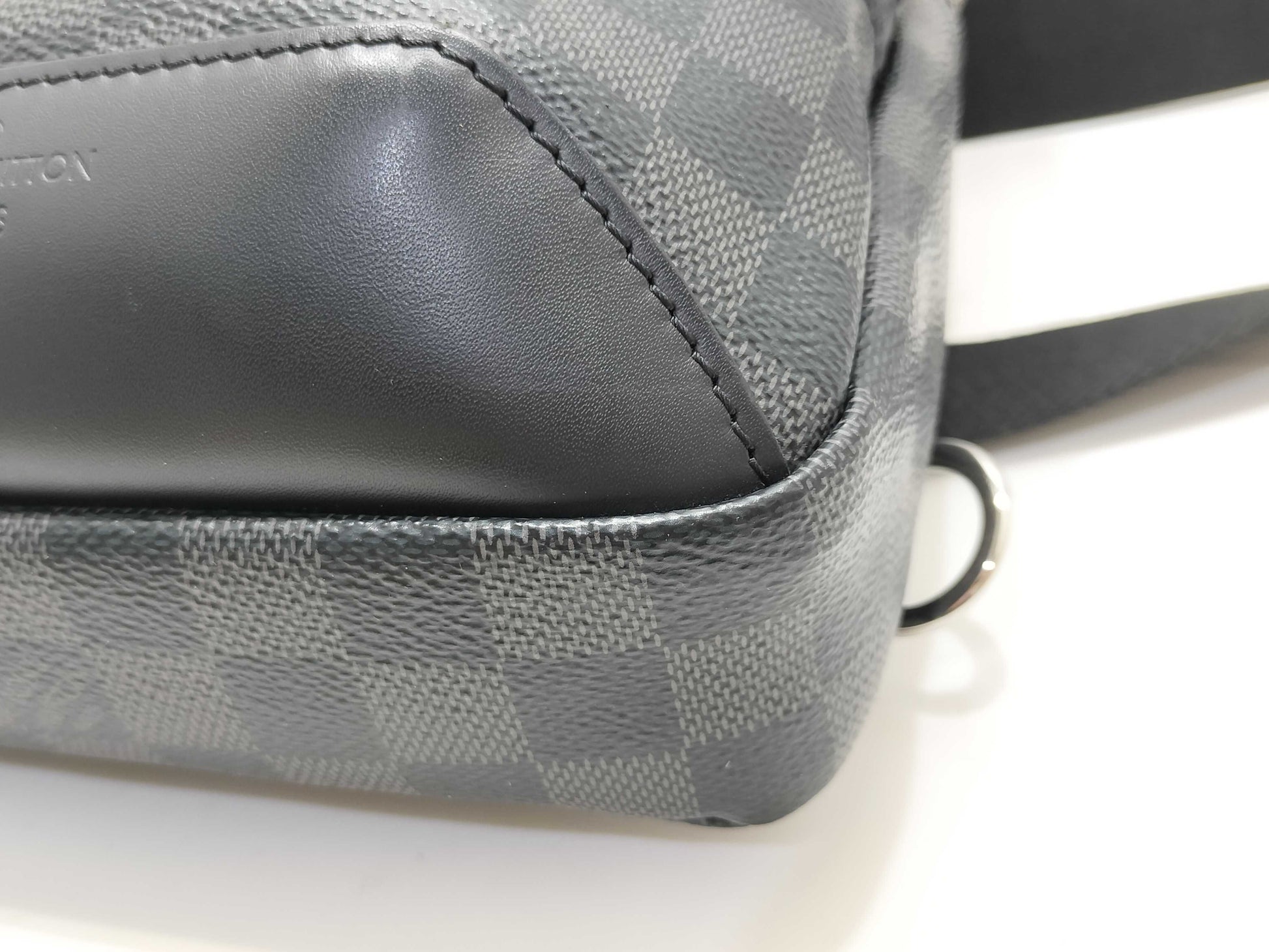 LOUIS VUITTON Damier Graphite LOUIS VUITTON Avenue Sling Bag N41719 Shoulder Bag