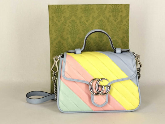 GUCCI Shoulder Bag with Tag Missing