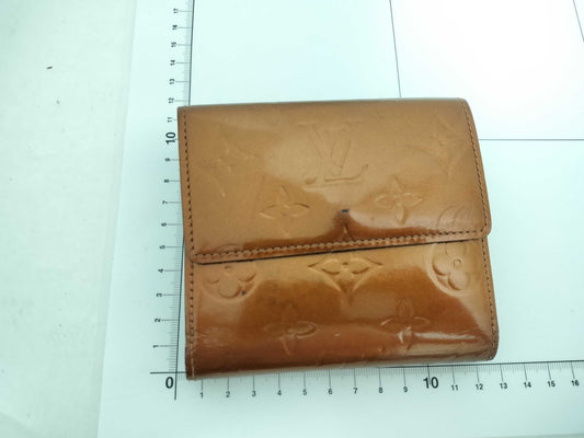 LOUIS VUITTON LOUIS VUITTON Vernis Wallet Wallet