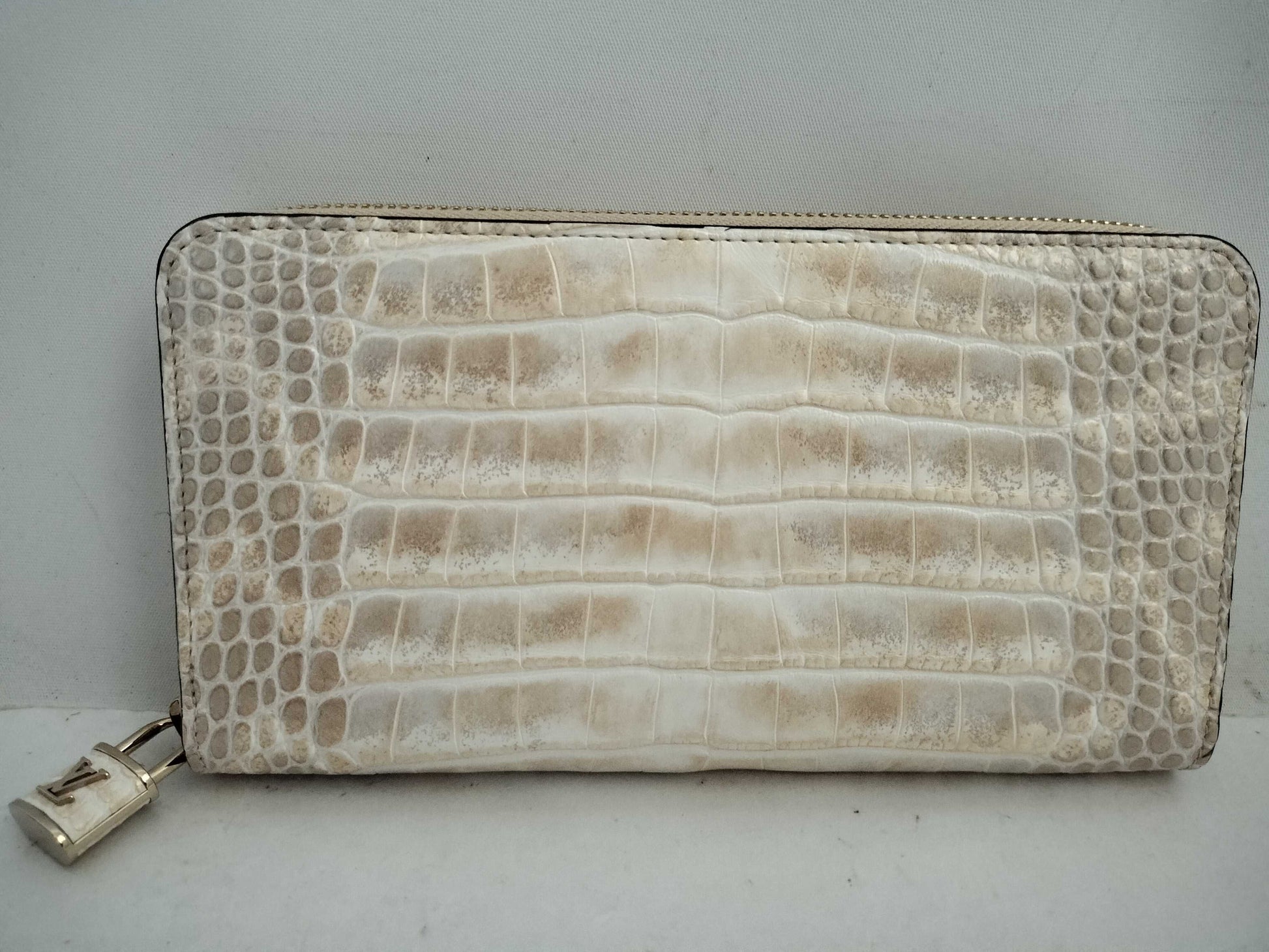 LOUIS VUITTON LOUIS VUITTON Unused Sahara Zippy Wallet