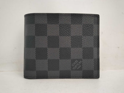 LOUIS VUITTON Damier Graphite Marco Wallet