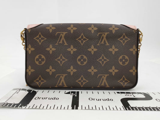 LOUIS VUITTON Pochette Felicie Shoulder Bag