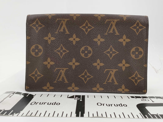 LOUIS VUITTON Portefeuille Flore Shoulder Bag