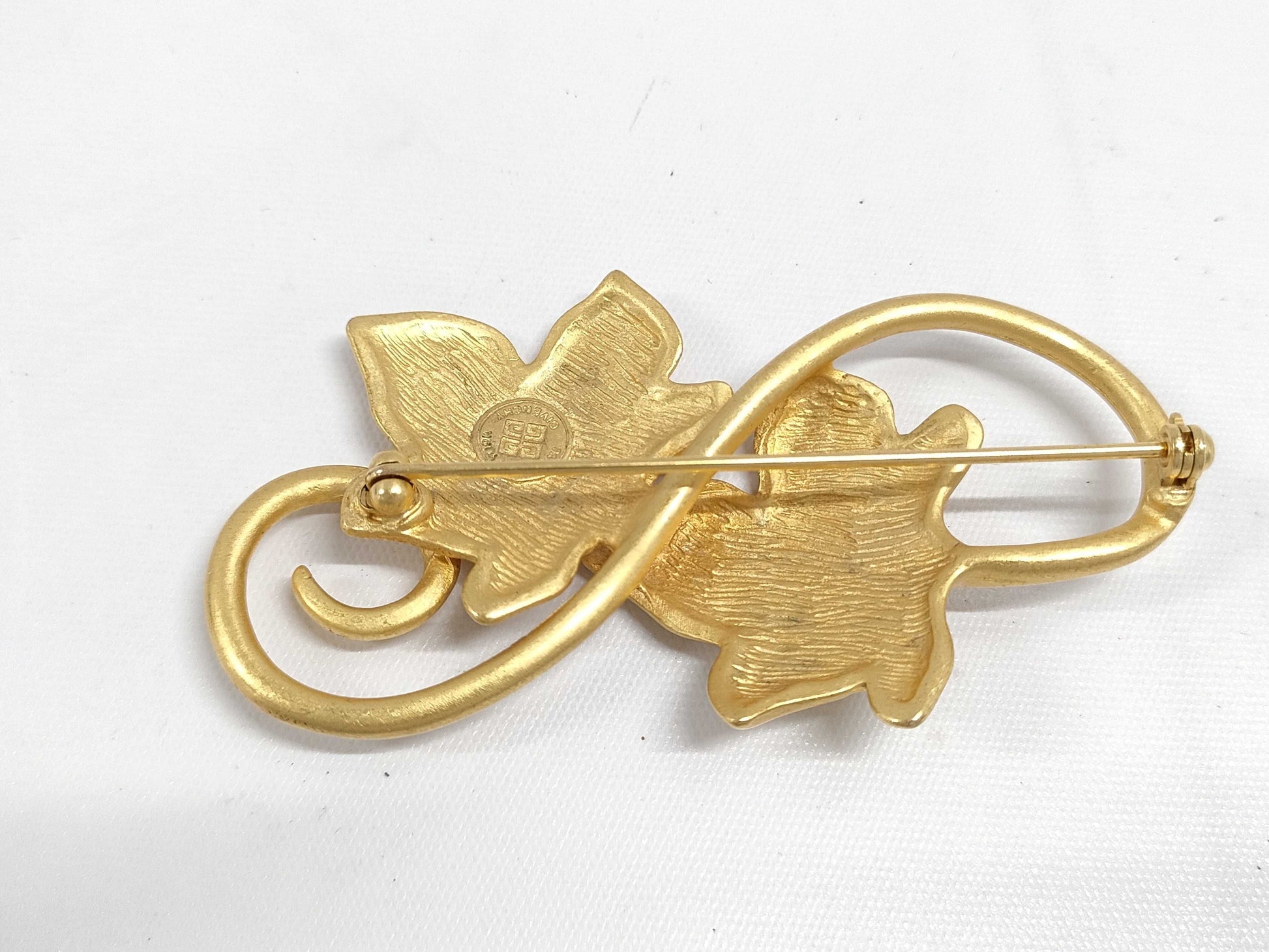 GIVENCHY Givenchy Gold Leaf Brooch Accessory Brooch