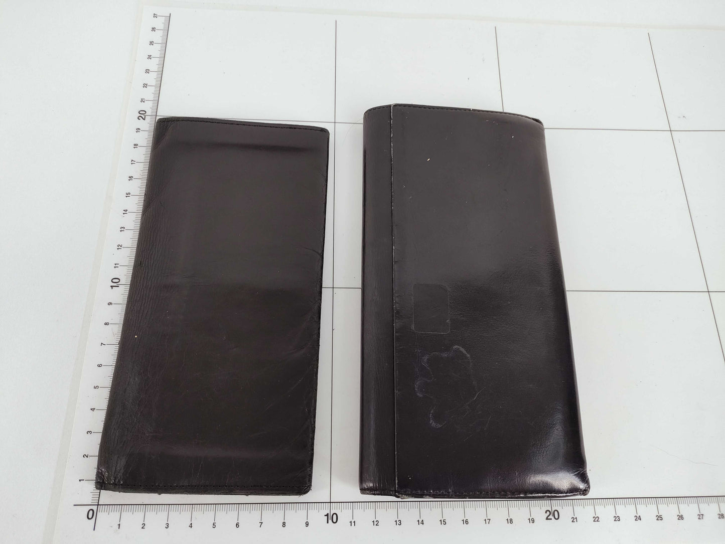 Yves Saint Laurent 2-piece long wallet set Yves Saint Laurent wallet