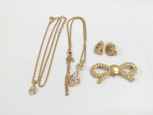 NINA RICCI 4-Piece Set Nina Ricci Accessories Collection 
