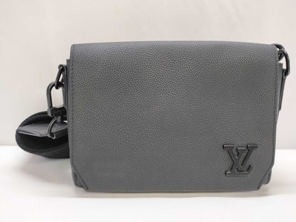 LOUIS VUITTON LV Takeoff Messenger Aerogram Shoulder Bag