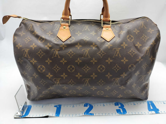 LOUIS VUITTON LOUIS VUITTON Monogram Louis Vuitton Monogram Speedy 40 Boston Bag