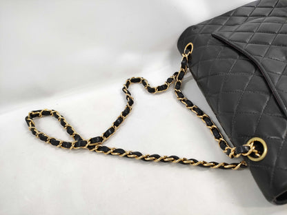 CHANEL Matelasse 25 Chain Shoulder Bag