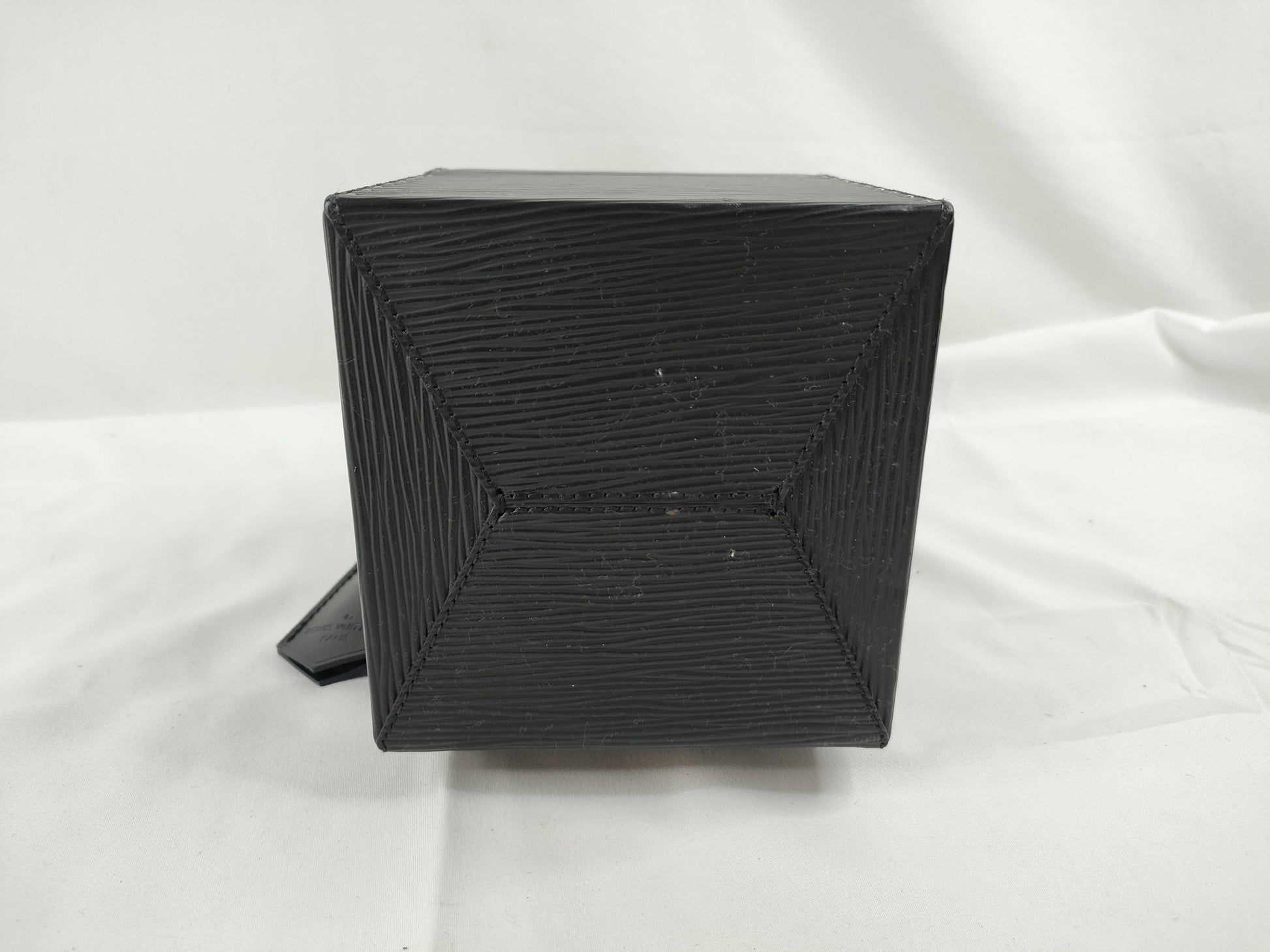 LOUIS VUITTON Epi Leather Louis Vuitton Bleecker Box 2-Way Shoulder Bag Epi Leather Black M52703 Shoulder Bag