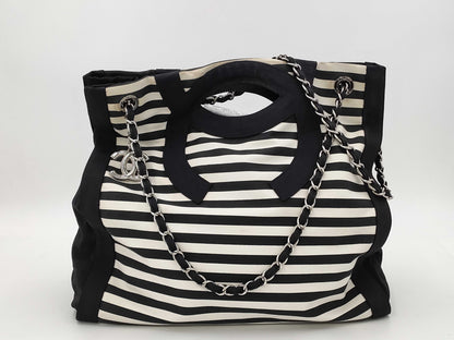 CHANEL Coco Mark Border Pattern Black Cruise Line A47944 Chain Shoulder Bag