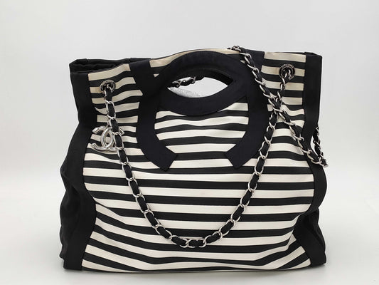 CHANEL Coco Mark Border Pattern Black Cruise Line A47944 Chain Shoulder Bag