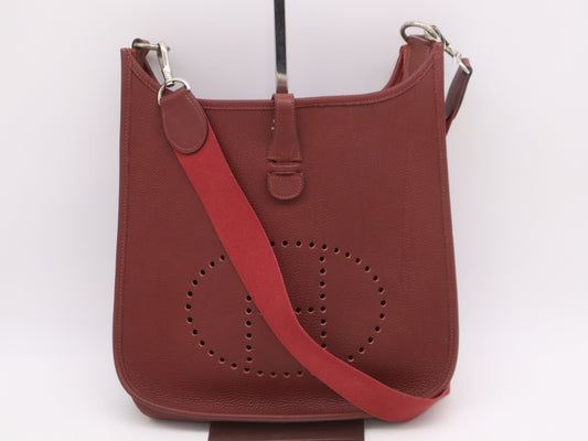 HERMES Taurillon Clemence Evelyn GM Rouge Shoulder Bag with F Stamp and Shoulder Strap
