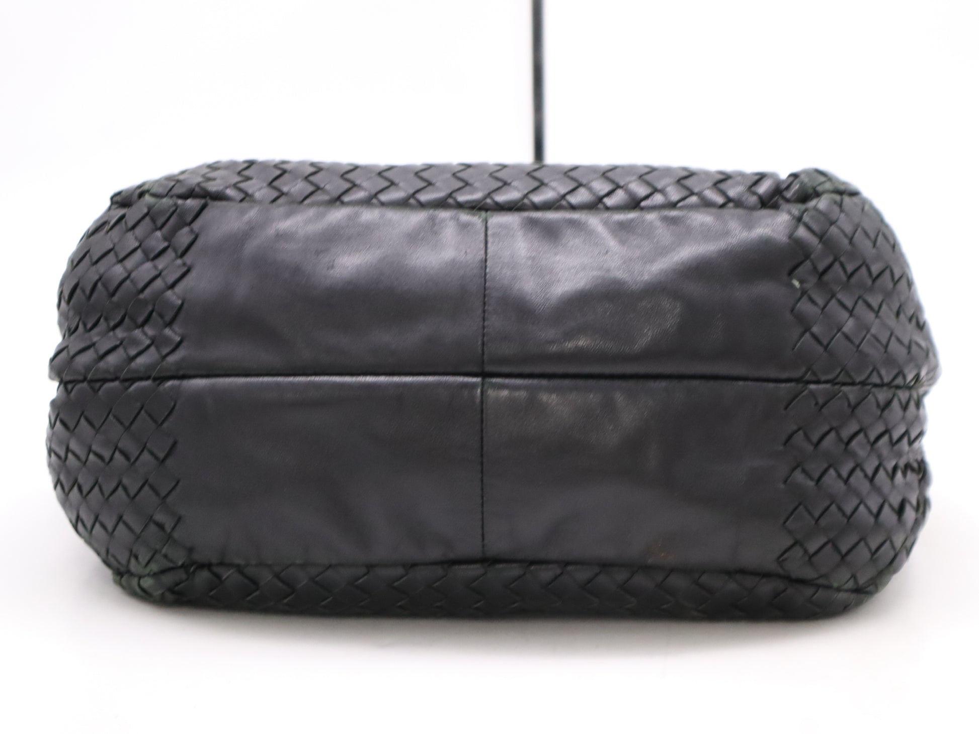 BOTTEGA VENETA BOTTEGA VENETA Lambskin Intrecciato Medium Campana Bag Black Tote Bag