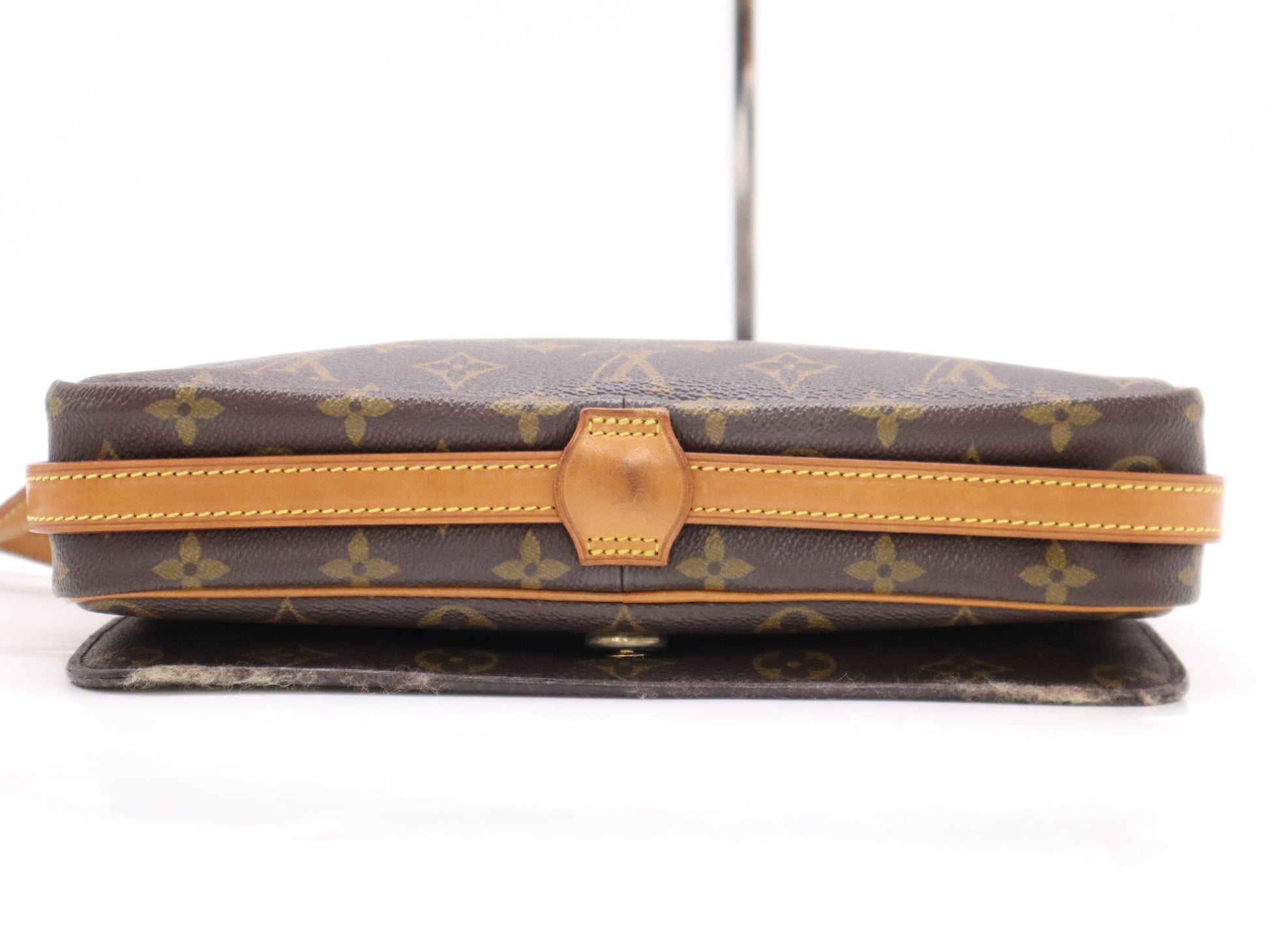 LOUIS VUITTON M51207 Monogram Saint-Germain 28 Shoulder Bag