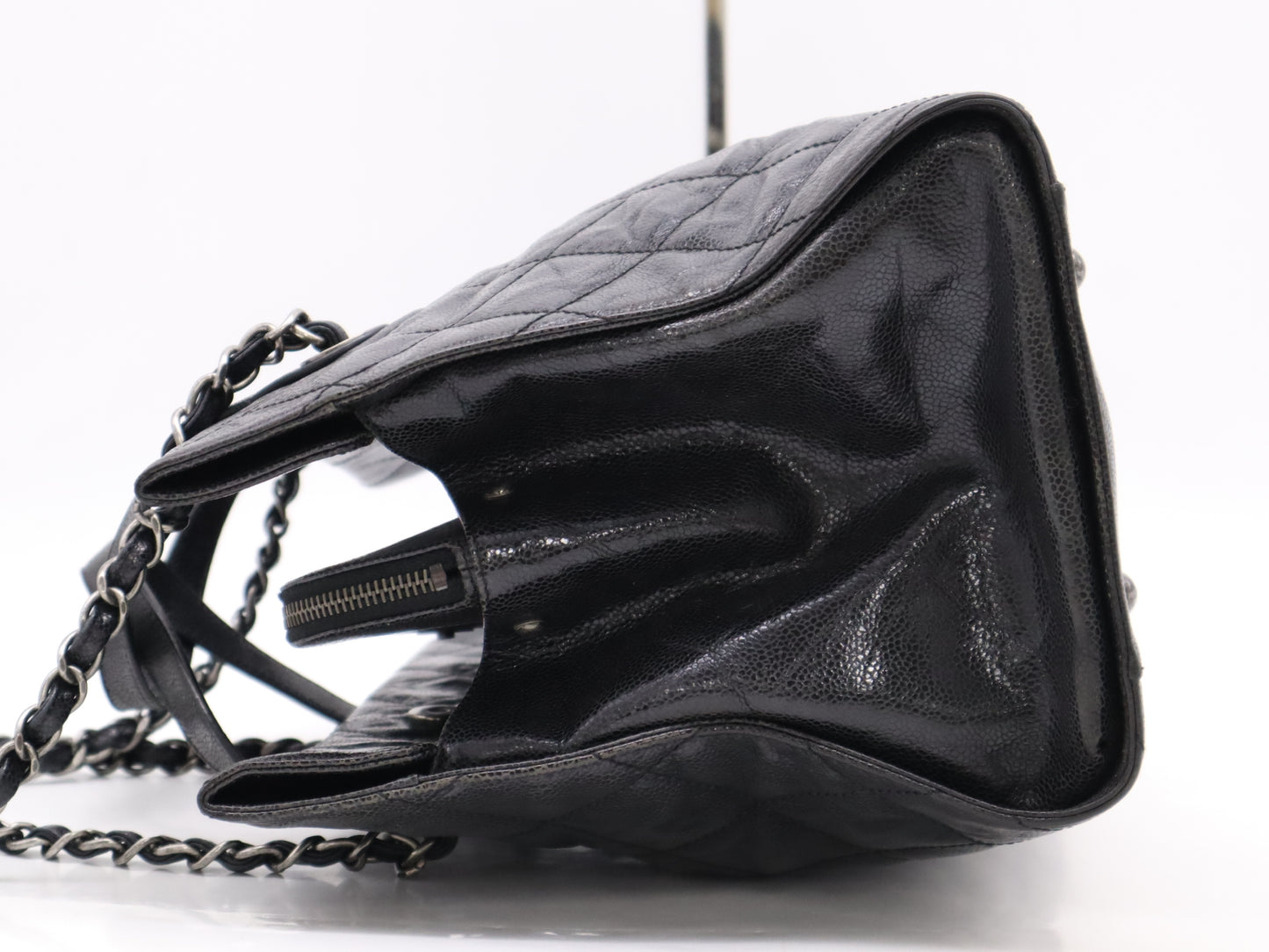 CHANEL Matelasse Caviar Leather Chain Tote Bag Black Card 18215968 Tote Bag