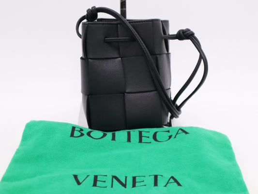 BOTTEGA VENETA Intrecciato Large Cassette Mini Black Shoulder Bag with Dust Bag