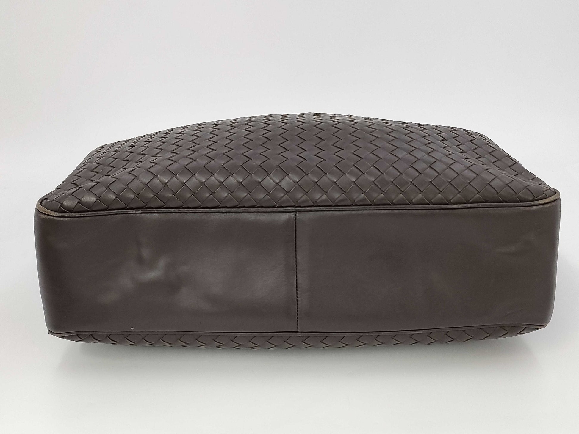 BOTTEGA VENETA Intrecciato Briefcase, 2-Way Leather, Brown, with Strap, Cloche, Padlock, Key, and Dust Bag