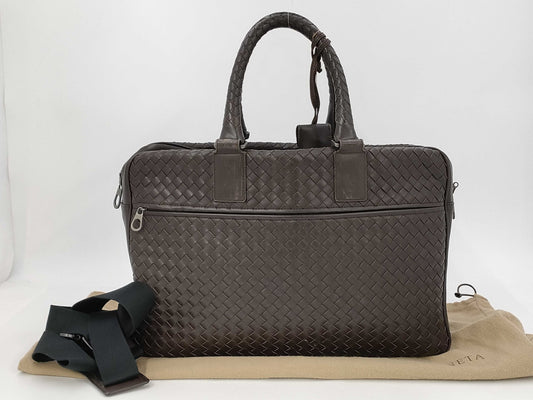 BOTTEGA VENETA Intrecciato Briefcase, 2-Way Leather, Brown, with Strap, Cloche, Padlock, Key, and Dust Bag