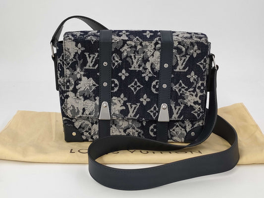 LOUIS VUITTON M57282 Monogram Tapestry Trank Messenger PM Shoulder Bag with RFID Ready Dust Bag