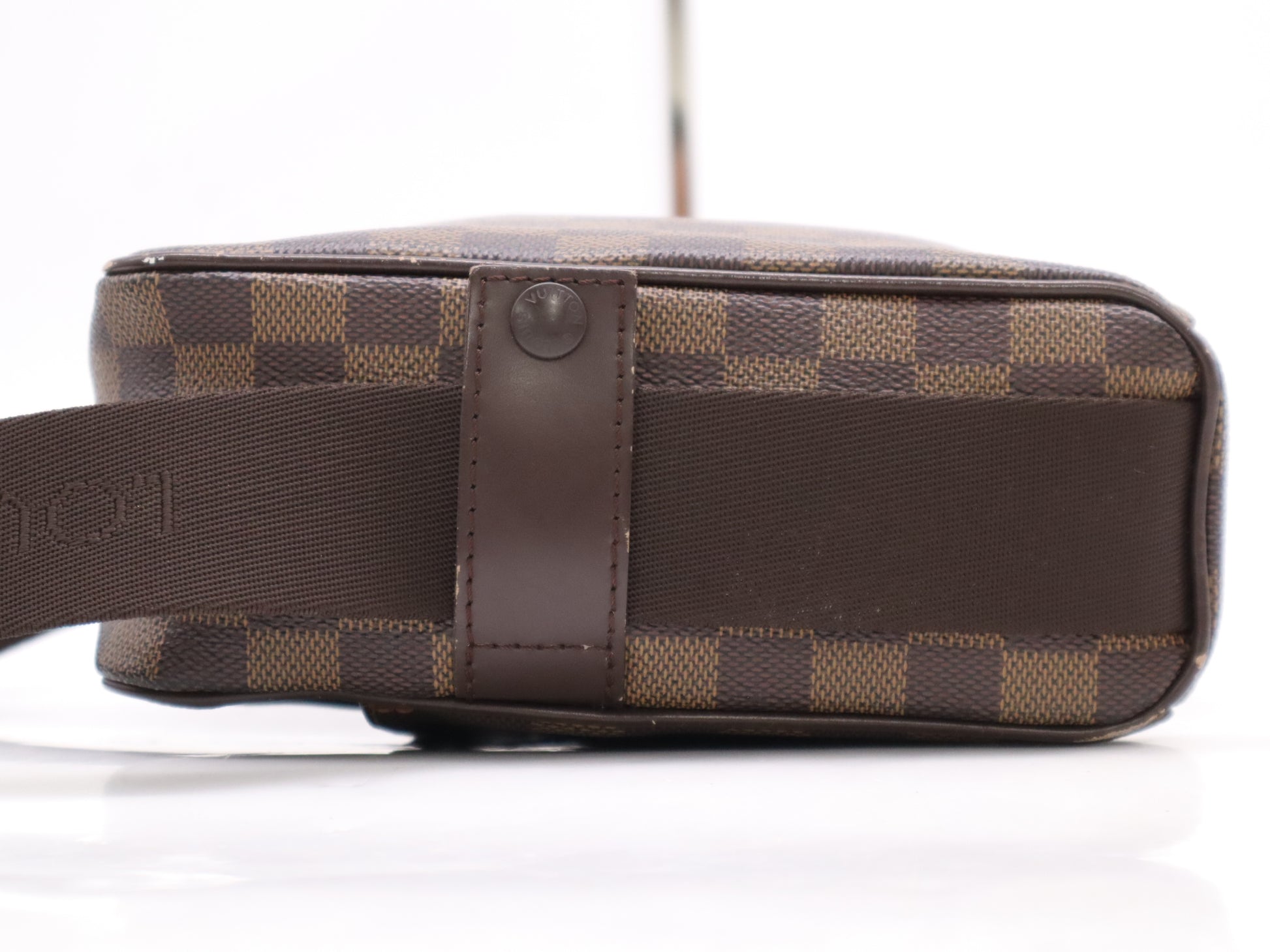 LOUIS VUITTON N41442 Damier Olaf PM Shoulder Bag