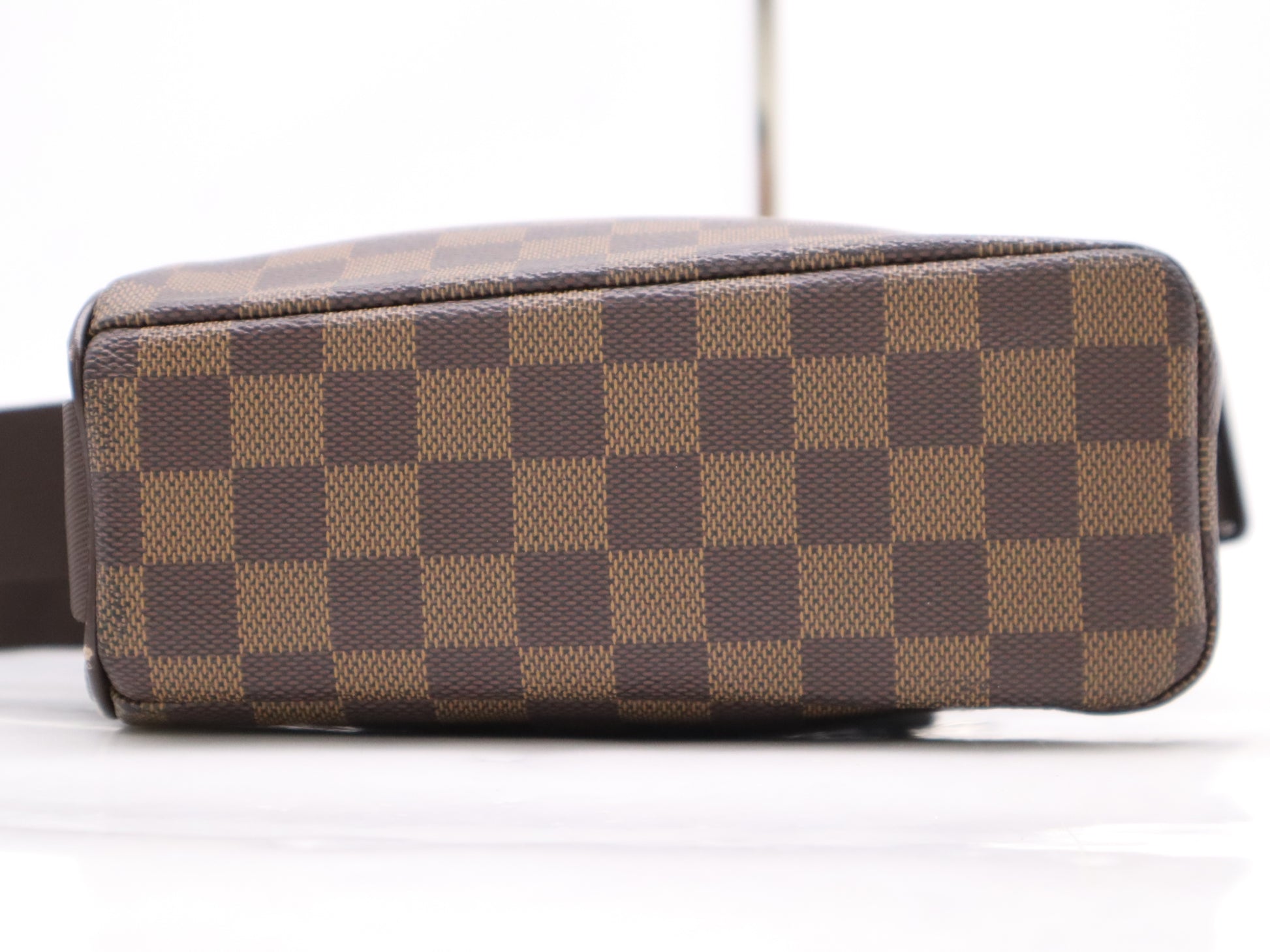 LOUIS VUITTON N41442 Damier Olaf PM Shoulder Bag