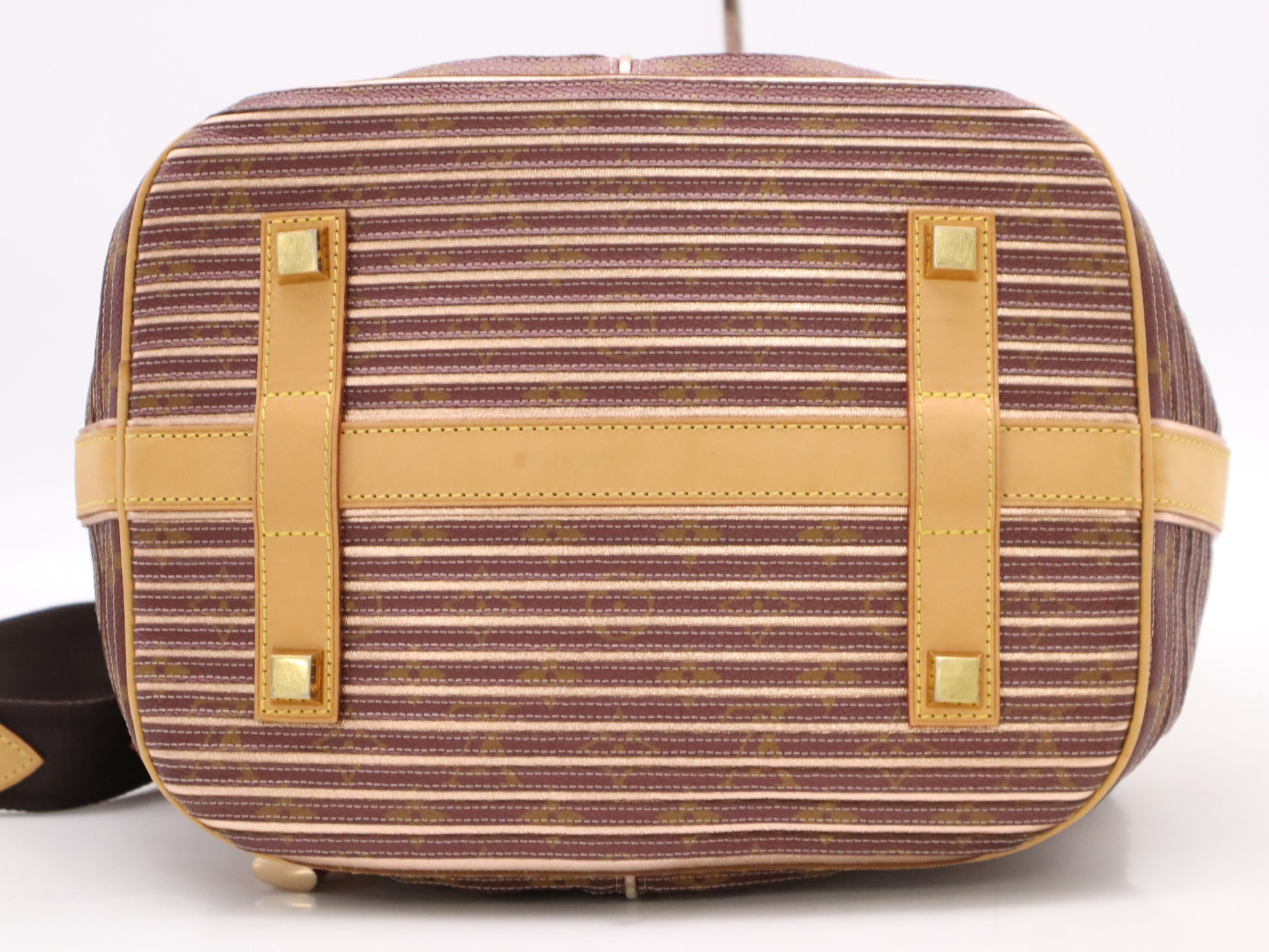LOUIS VUITTON M40379 Monogram Eden Neo Peche Shoulder Bag