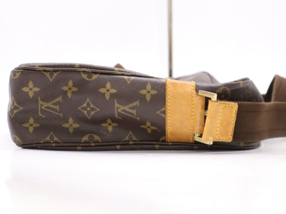 LOUIS VUITTON M40043 Monogram Sac Bosphor Shoulder Bag