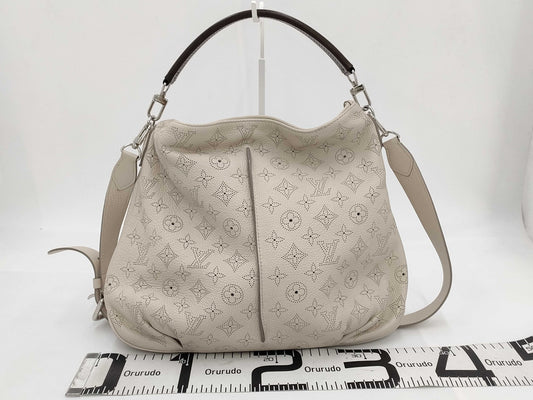 LOUIS VUITTON Mahina M94275 Mahina Selene PM Blanc Handbag with Shoulder Strap, Padlock, Two Keys, and Cloche