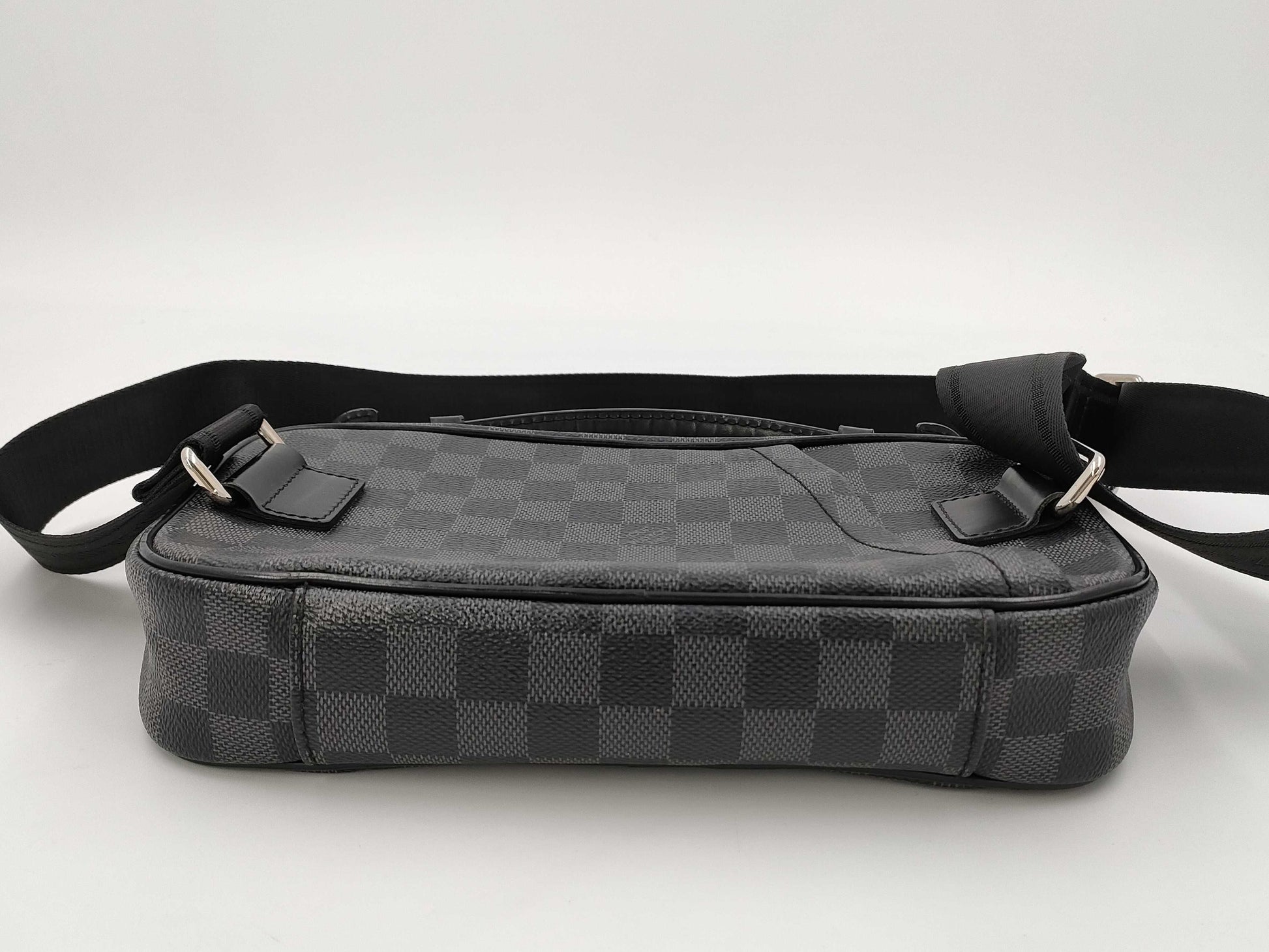 LOUIS VUITTON Damier Graphite N41289 Graphite Umbrella Waist Bag