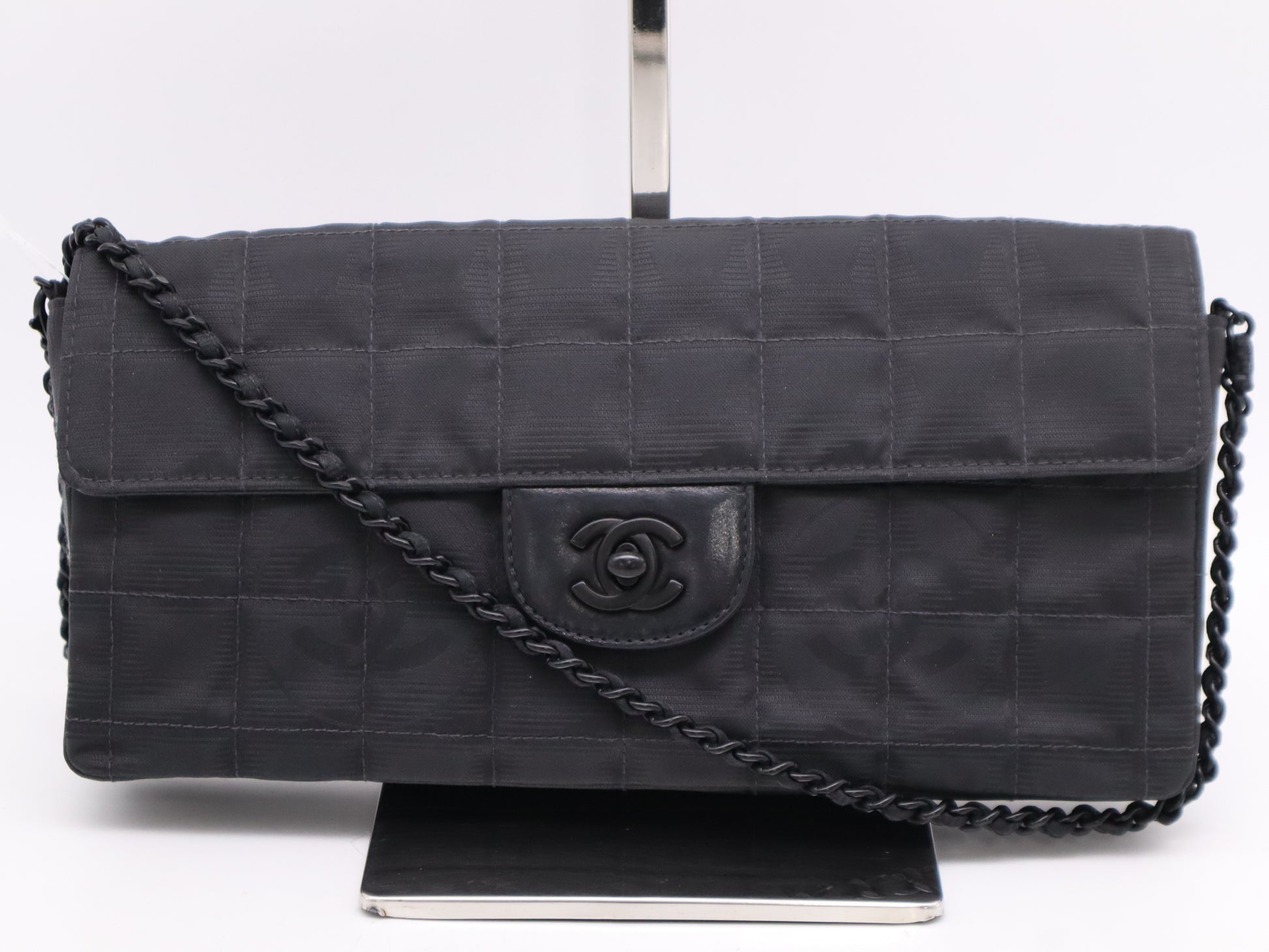 CHANEL Canvas New Travel Line Chocolate Bar Chain Shoulder Bag Black Seal 6420912 Shoulder Bag