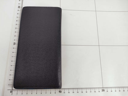 LOUIS VUITTON Taiga Louis Vuitton Taiga Brazza Wallet