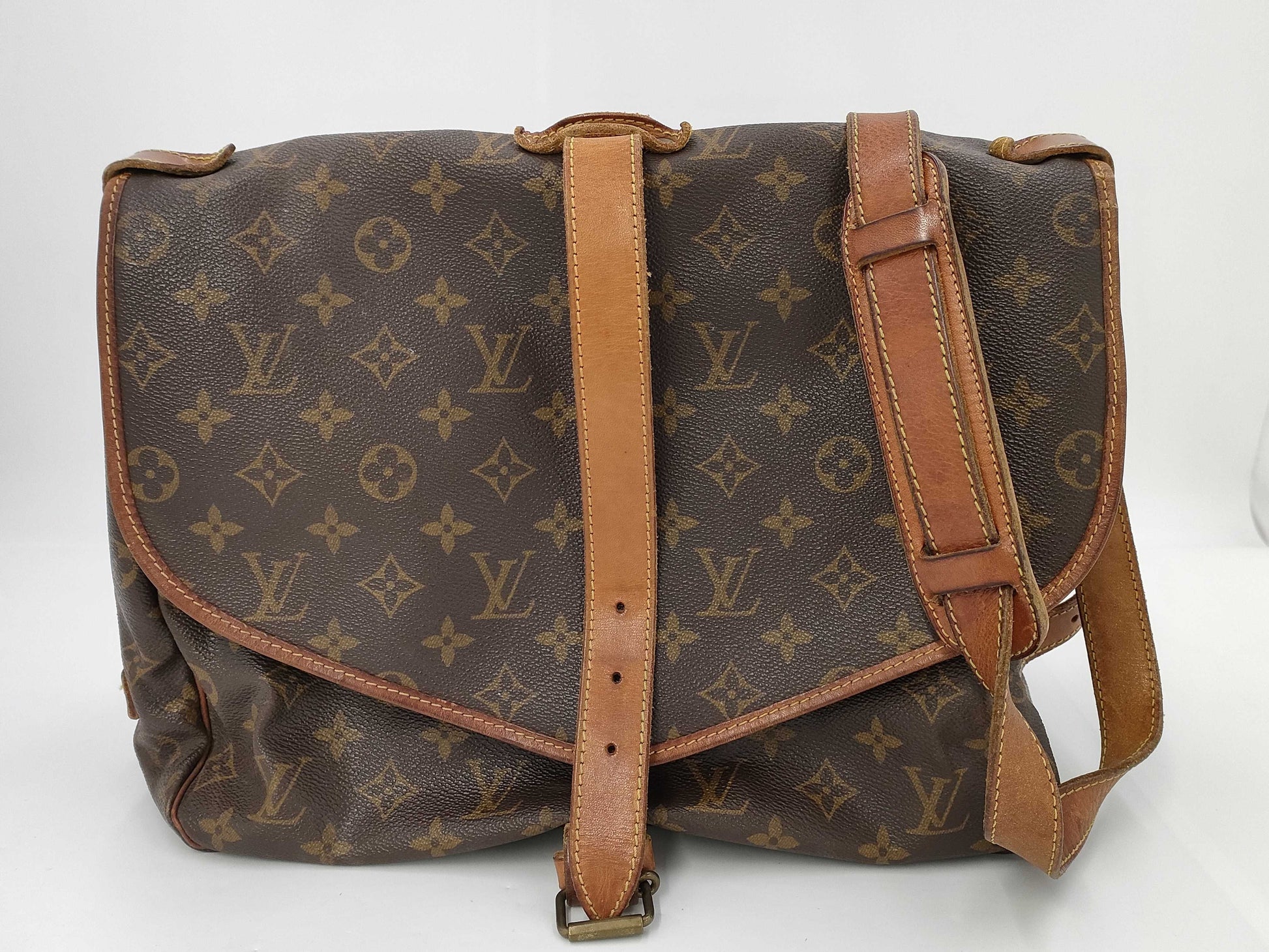 LOUIS VUITTON LOUIS VUITTON Vuitton Monogram Saumur 43 AR0995 Shoulder Bag