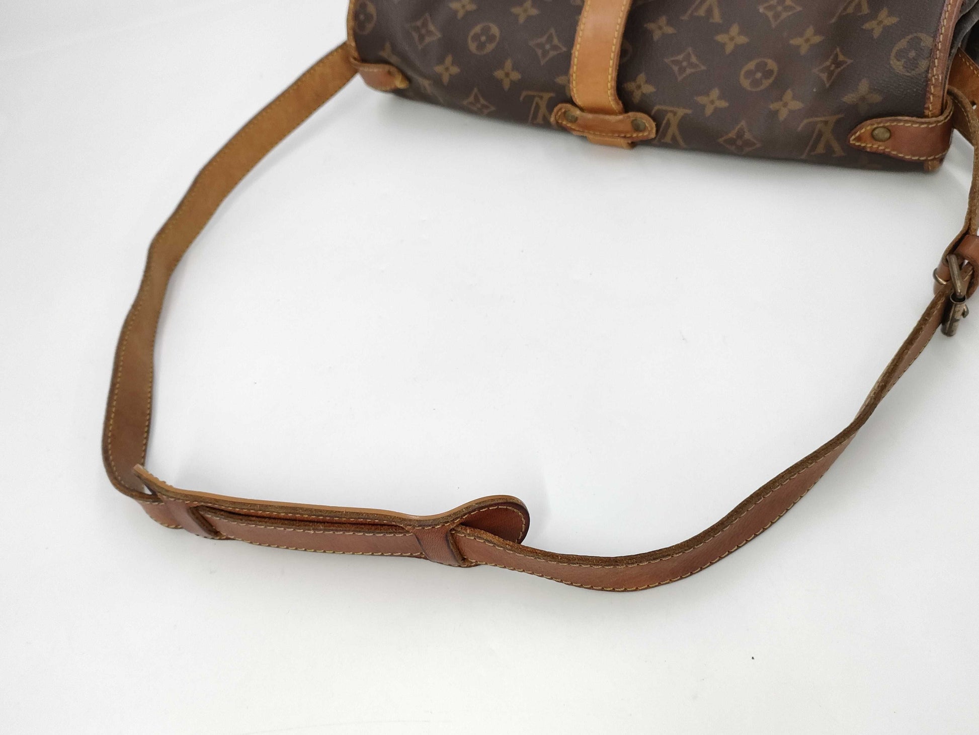 LOUIS VUITTON LOUIS VUITTON Vuitton Monogram Saumur 43 AR0995 Shoulder Bag