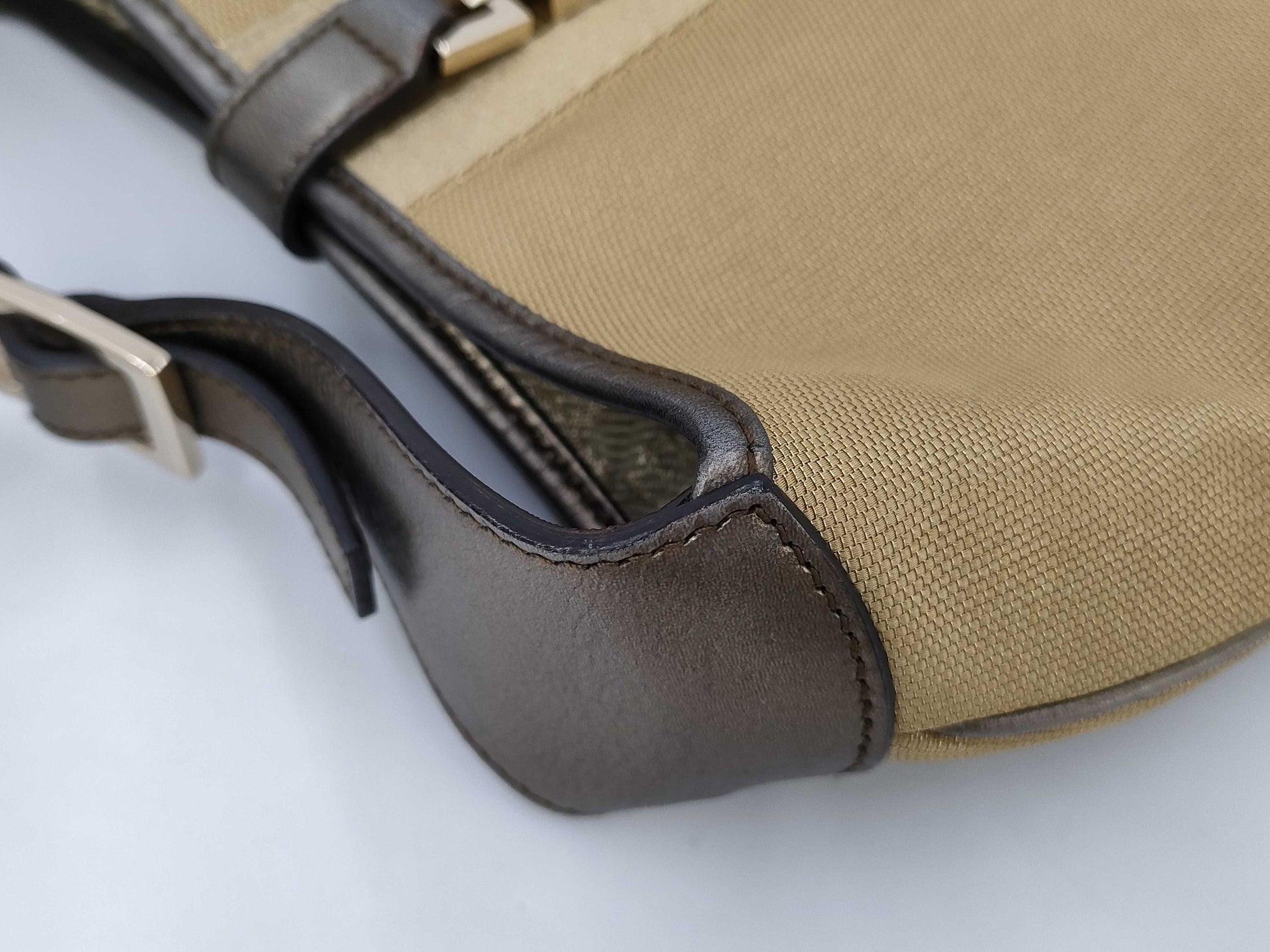 GUCCI Jackie Gold One-Shoulder Handbag