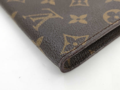 LOUIS VUITTON Monogram Bucket Pouch